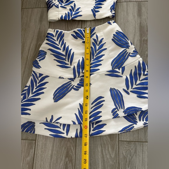 Kookai|Blue Iris Crop Top and Skirt matching Set,tropical floral pattern•••sz 34 - Picture 10 of 16